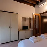 Characteristic 2 Double Bedroom 米兰