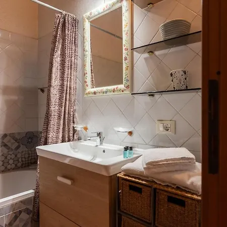 Characteristic 2 Double Bedroom