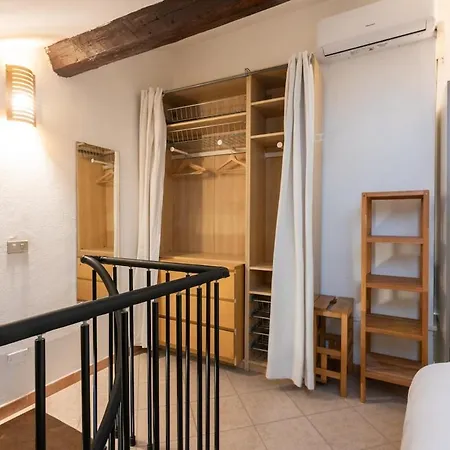 Διαμέρισμα Characteristic 2 Double Bedroom