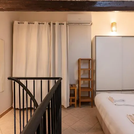 Characteristic 2 Double Bedroom * Μιλάνο