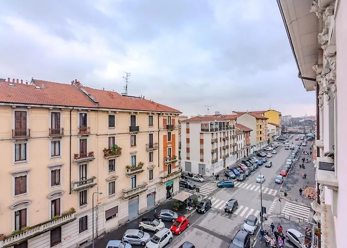 Апартаменты Characteristic 2 Double Bedroom Милан