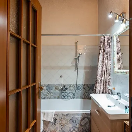 Characteristic 2 Double Bedroom מילאנו